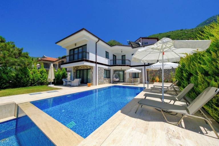 Villa Üzümlü