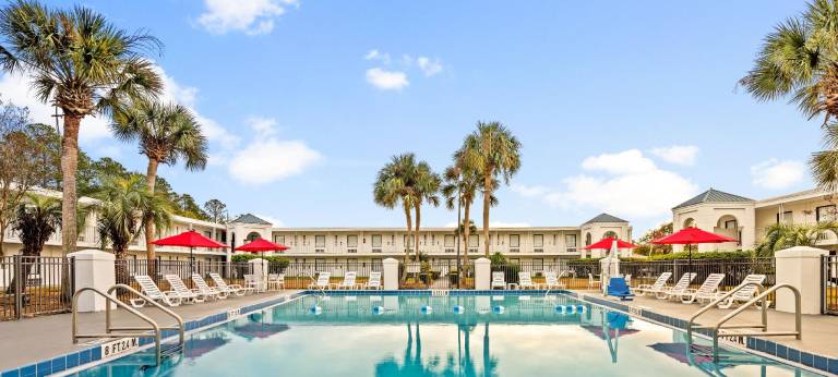 Baymont by Wyndham Jacksonville Airport — photo 2