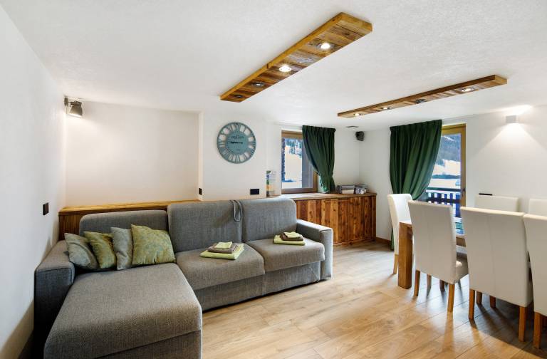 Fully equipped charming holiday apartment with fast internet | Mountain view | Next to the ski | Pets are welcome — photo 2