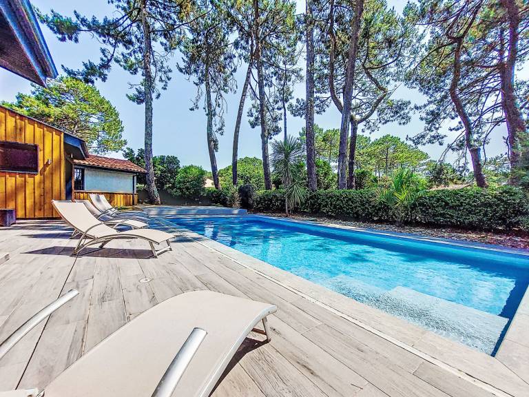 House with garden, patio & private pool — photo 5
