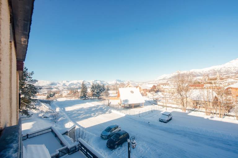 Family-friendly apartment | Mountain view | Next to the ski | Pets are welcome — photo 4