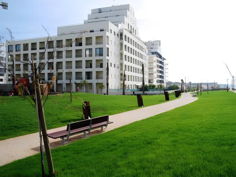 Wonderful holiday apartment with garden & pool | Next to the beach | Dogs allowed in Loulé