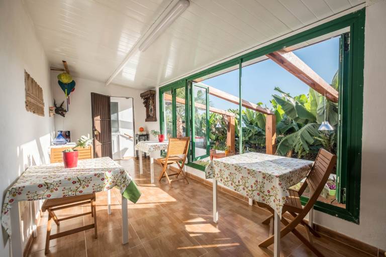 Cosy Holiday Home "Casa Sabina" in Alcalá with Terrace, Sea Access and Garden — photo 2