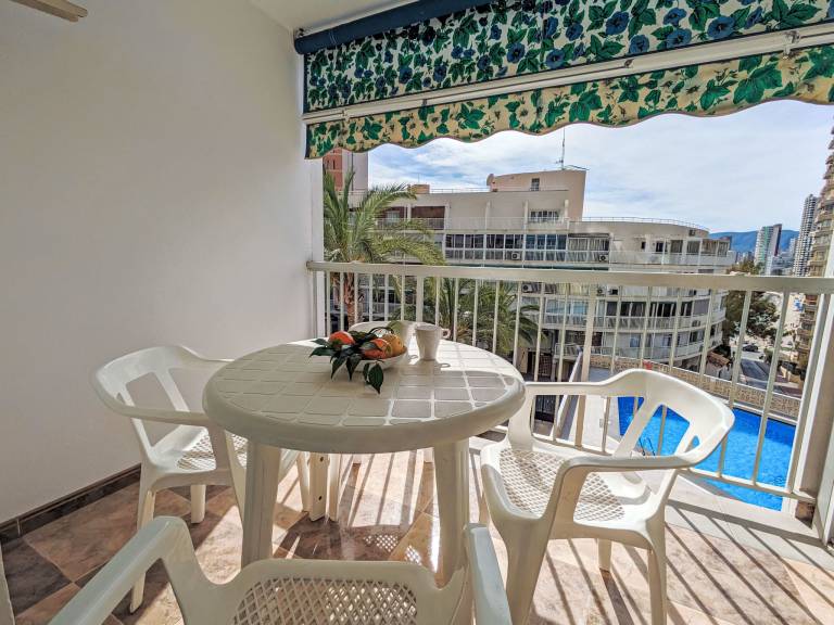 Apartment with pool & terrace — photo 4