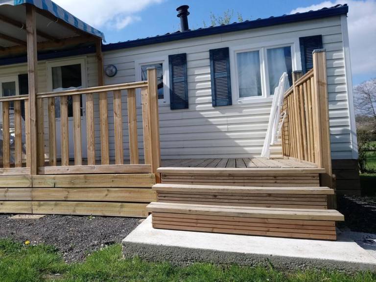 Pleasant mobile home with patio | Pets are welcome — photo 4