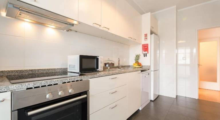Holiday apartment with patio — photo 5