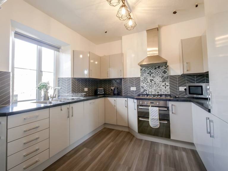 Children-friendly cottage with yard & terrace | River view | Dogs allowed — photo 4