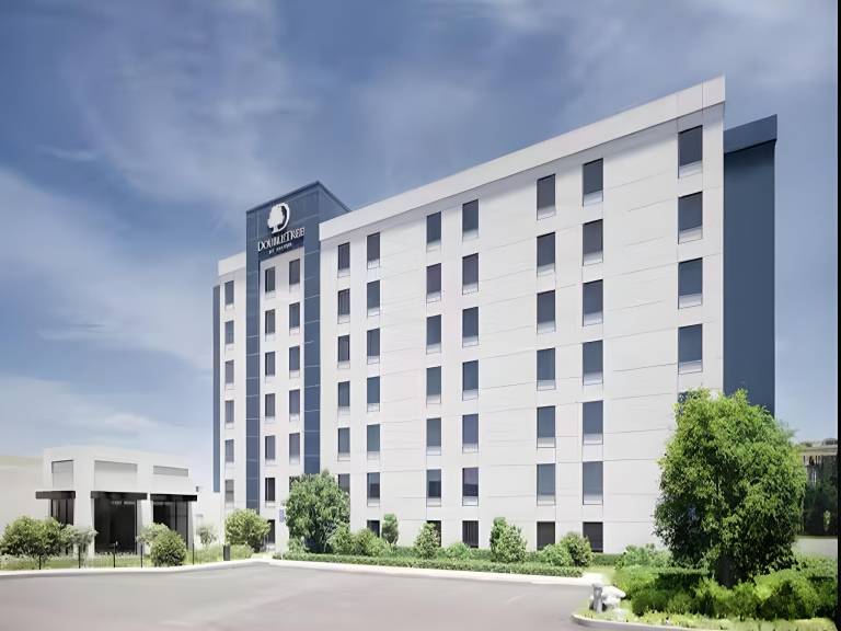 DoubleTree by Hilton Sioux City in Sioux City, IA