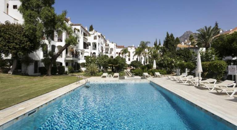 Holiday apartment with patio, garden & jacuzzi | Beach nearby | Good for workation | Pets allowed — photo 4