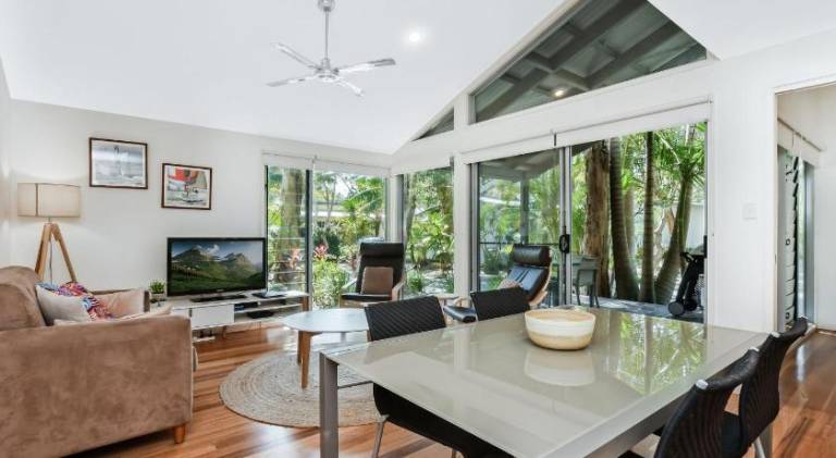 House  Blueys Beach