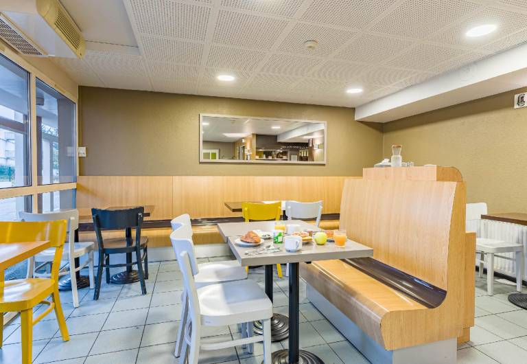 B&B HOTEL Tours Nord 1 Val de Loire — photo 4