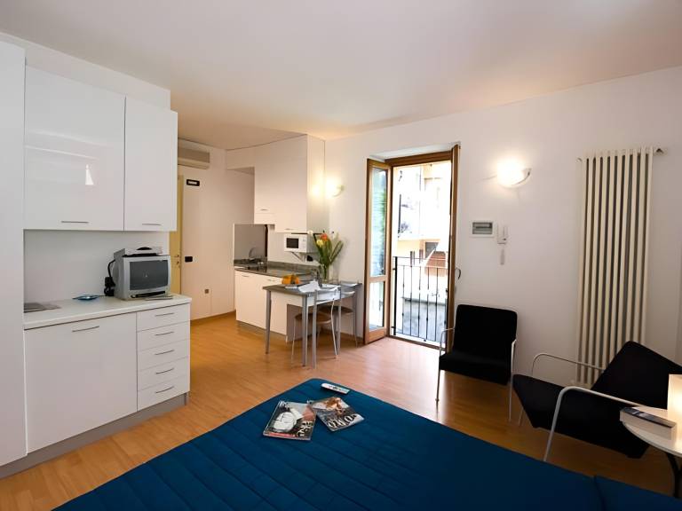 Serviced apartment for 4 persons — photo 2