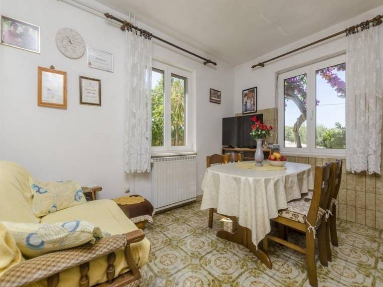 One bedroom apartment with terrace and sea view Postira, Brač (A-22356-a) — photo 2