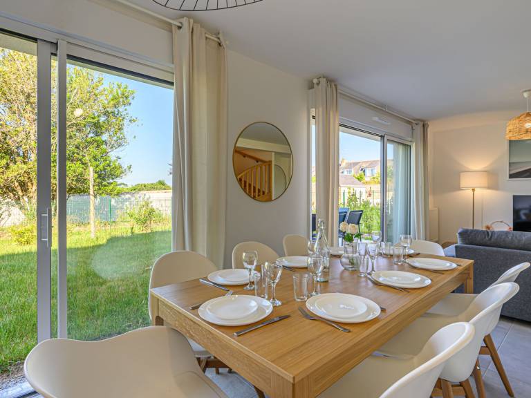 Family-oriented house with garden | Pet-friendly — photo 3
