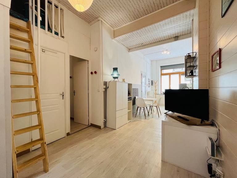 Rental apartment with 1 room for 5 persons — photo 3