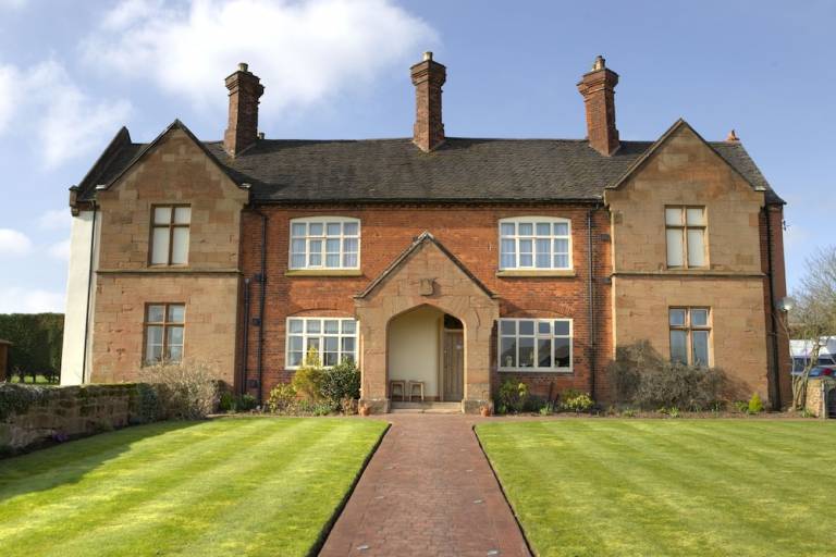 Accommodation  Nuneaton
