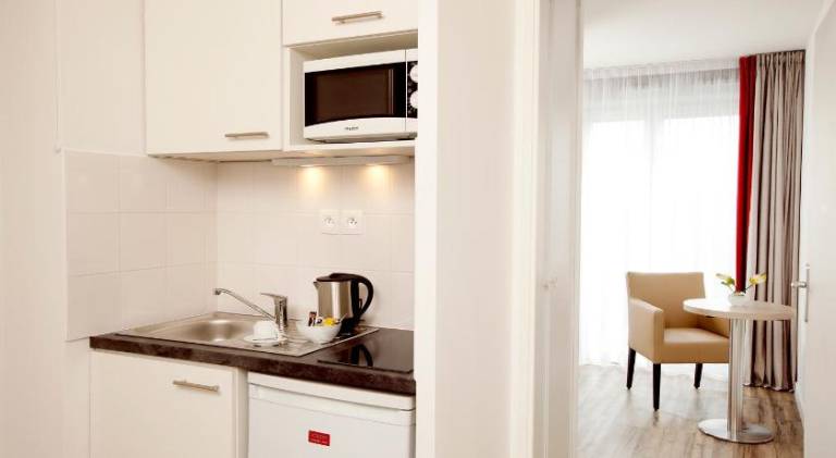 Sejours and Affaires Paris Bagneux — photo 3