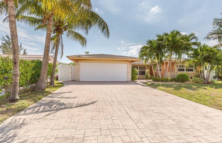 House Pompano Beach