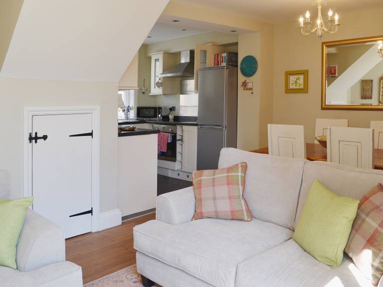 Family-friendly nice cottage with terrace | Next to the beach | Pets are welcome — photo 5