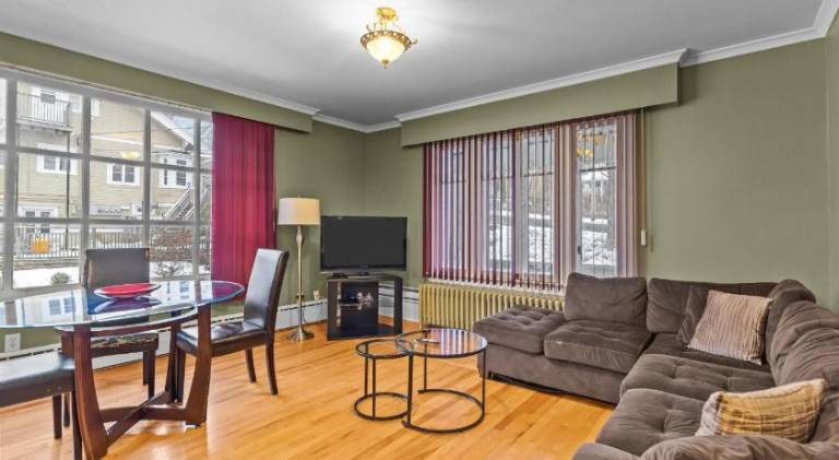 Serviced apartment with 2 rooms for 4 persons in St. John's, NL