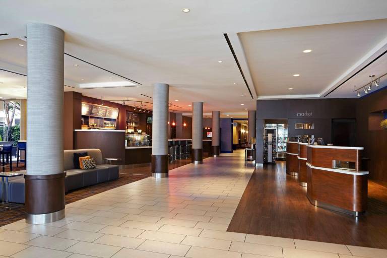 Courtyard by Marriott Los Angeles LAX/Century Boulevard — photo 3