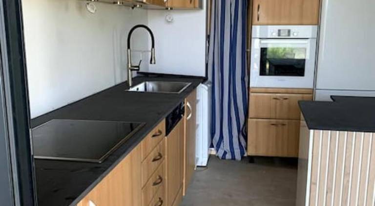 Villa with 2 rooms for 6 persons — photo 4