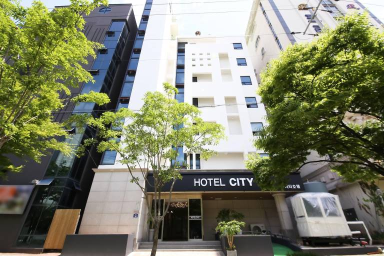 Mokpo City Hotel in Mokpo
