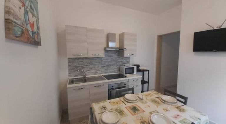 House with 2 rooms for 5 persons — photo 2