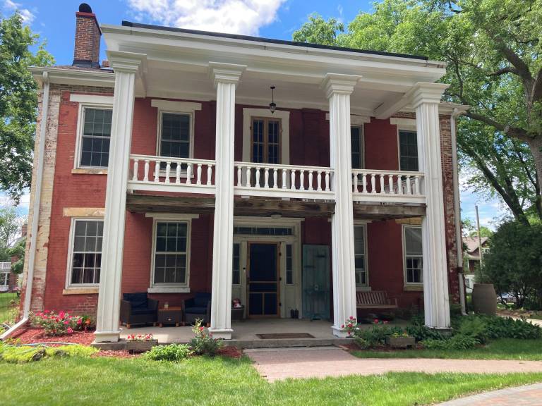 Bed and breakfast  Dubuque
