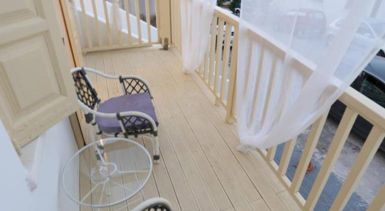 The White Suites — photo 4