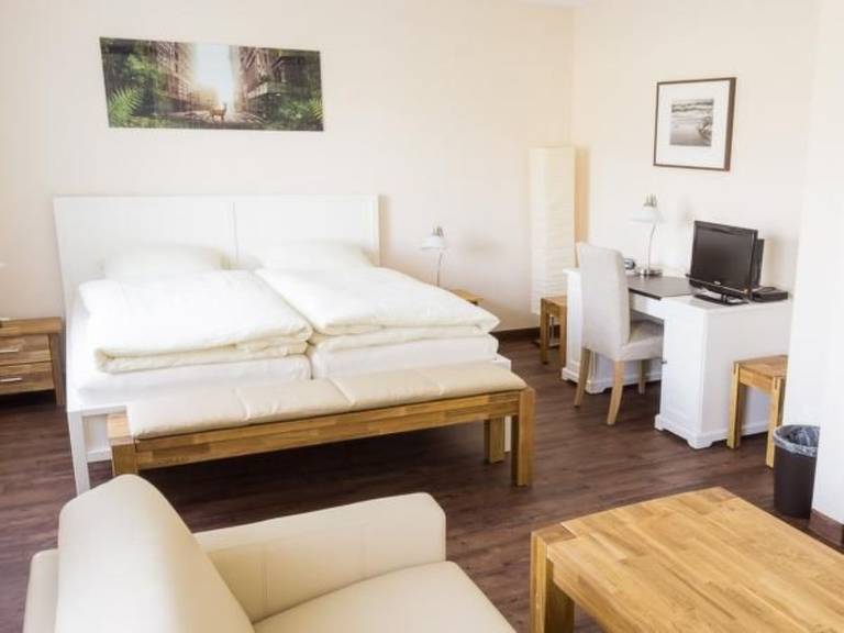 Apartment with grill, patio & yard | Nature view in Osnabrueck
