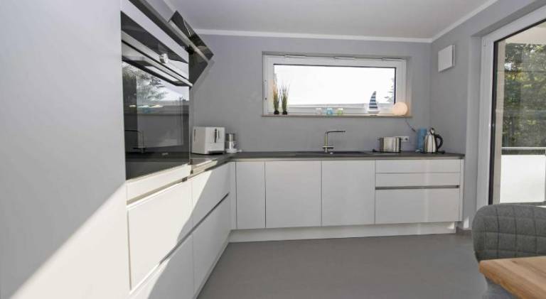 Haus Konigsstuhl in Sellin - Penthouse mit Kamin und Balkon — photo 5