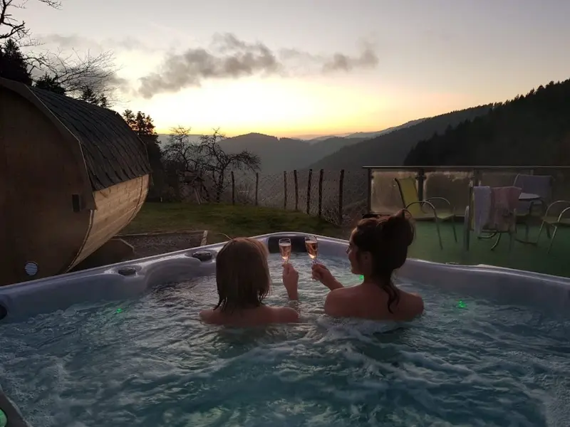     
Ferienwohnung ∙ 6 Gäste ∙ 3 Schlafzimmer
