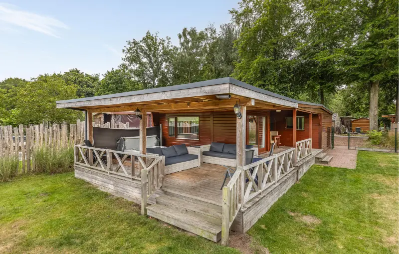 Voll ausgestattetes Ferienhaus mit Terrasse, Garten und Whirlpool | Wasserblick | Nah am Strand | Hunde erlaubt