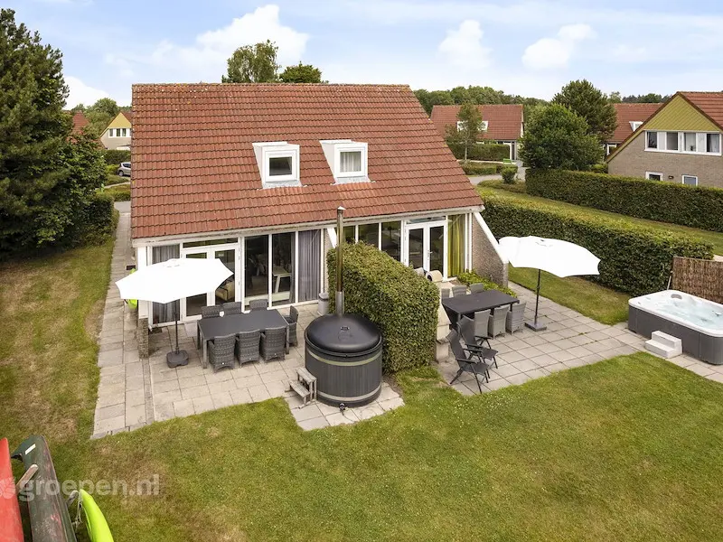 Voll ausgestattetes Ferienhaus mit Sauna, Whirlpool und Terrasse | Naturblick | Hunde erlaubt