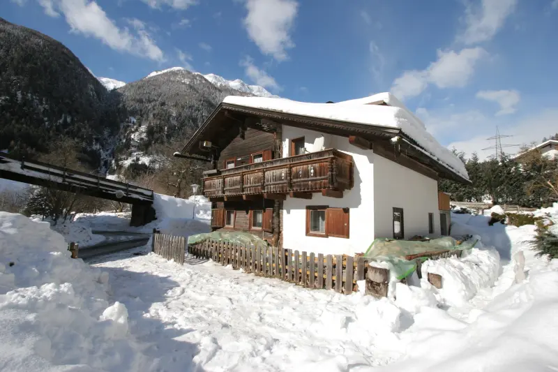 Ferienhaus mit Hund in Feld, Tirol fuer max. 5 Personen