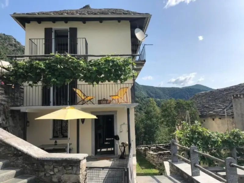 Ferienhaus  Maggia TI