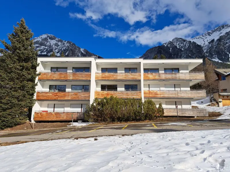 Ferienwohnung mit Hund in Lenzerheide für max. 4 Personen Ferienwohnung mit Hund in Lenzerheide für max. 4 Personen