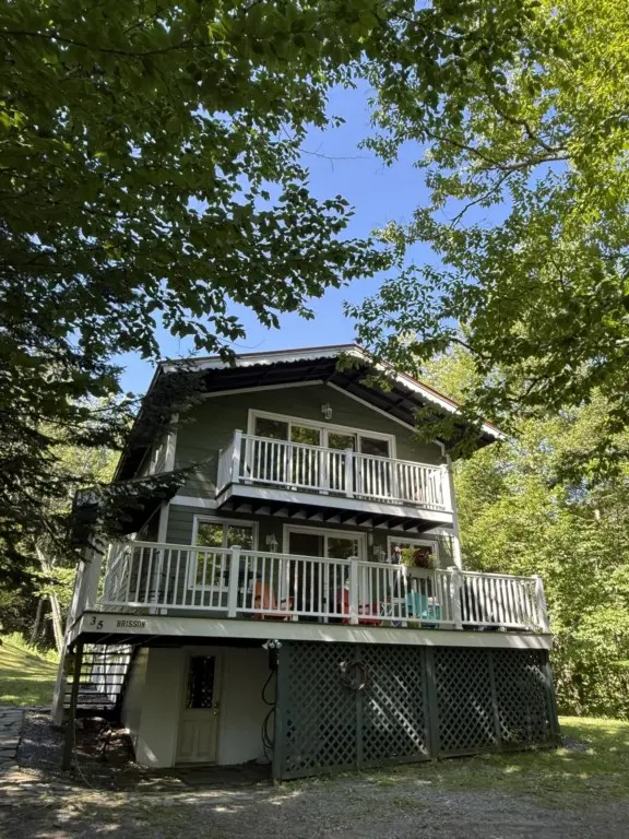 232 M² Chalet ∙ 3 Bedrooms ∙ 8 Guests - Vermont