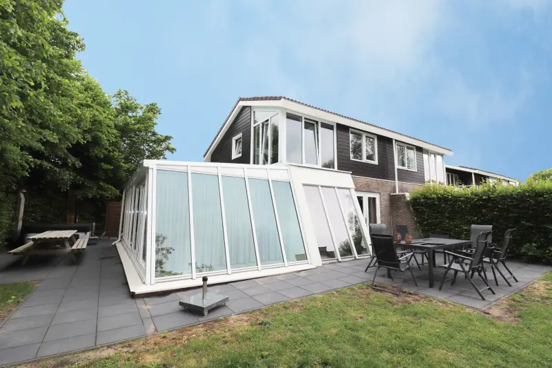 Ferienhaus mit Sauna, Garten und Terrasse | Meerblick