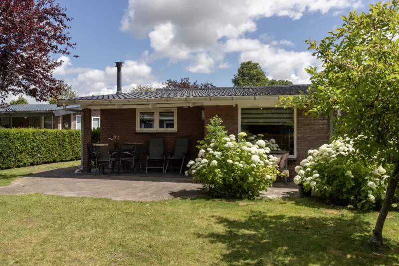 Ferienhaus mit Garten und Terrasse