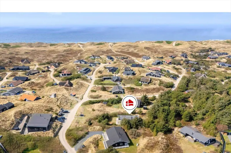 Ferienhaus mit Hund in Houvig Strand fuer max. 4 Personen