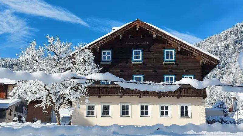 Ferienhaus mit Hund in Bischofshofen für max. 10 Personen Ferienhaus mit Hund in Bischofshofen für max. 10 Personen