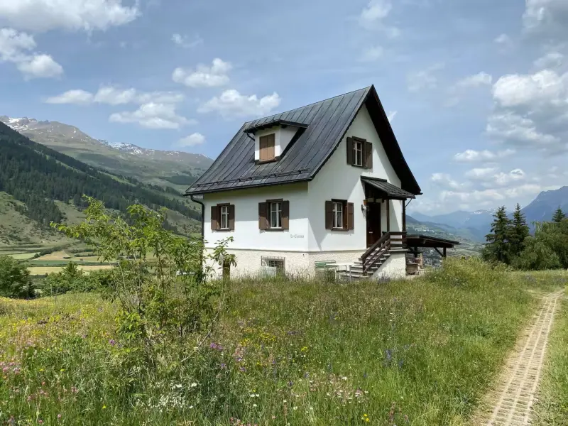 Ferienwohnung mit Hund in Scuol, Vulpera für max. 4 Personen Ferienwohnung mit Hund in Scuol, Vulpera für max. 4 Personen