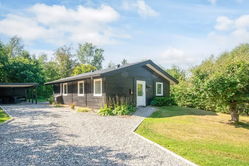     
Ferienhaus ∙ 6 Gäste ∙ 3 Schlafzimmer
