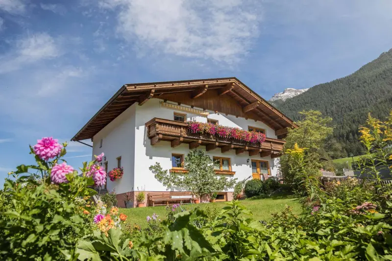 Ferienwohnung mit Hund in Neustift im Stubaital, Mieders für max. 5 Personen Ferienwohnung mit Hund in Neustift im Stubaital, Mieders für max. 5 Personen
