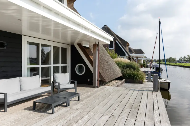 Großzügiges Ferienhaus mit Garten und Terrasse | Neben dem Strand | Haustiere sind willkommen