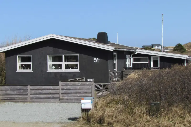 Ferienhaus mit Hund in Rindby Strand fuer max. 6 Personen