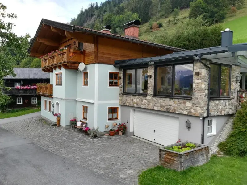 Ferienwohnung mit Hund in Goldegg f&uuml;r max. 2 Personen