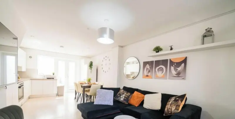 House Cardiff